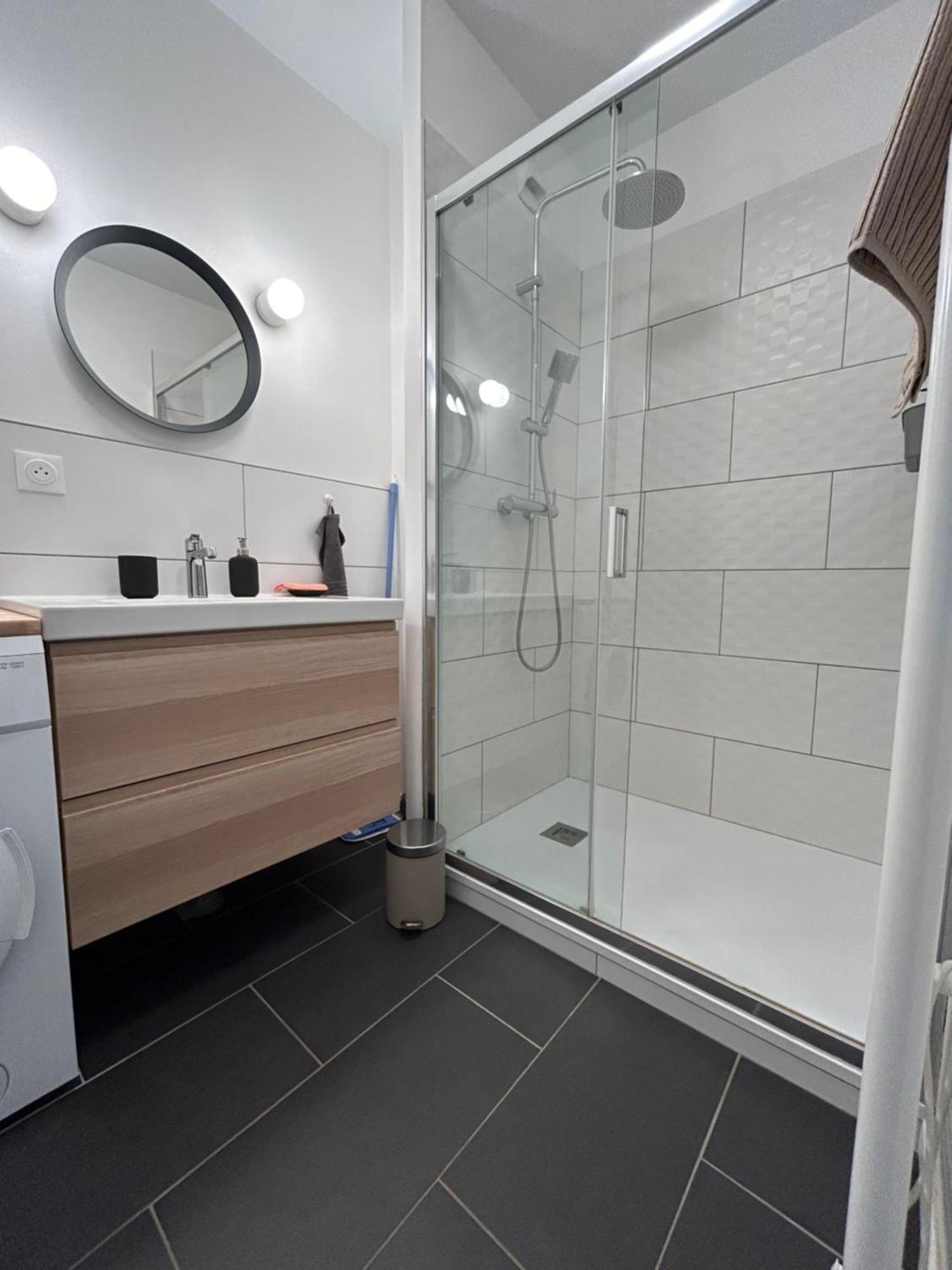 Le Patio : Appartement Chic 3 Chambres Au Coeur De 포 외부 사진